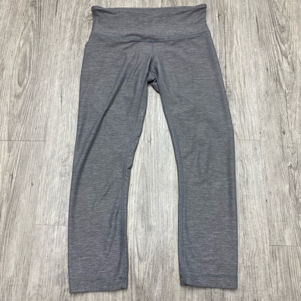 Lululemon crops 4